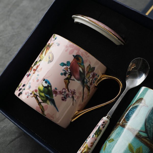 O1CN010IPs7Z2DH4IIhOQSh__2210330398583-0-cib Strictly Selected Bone China Mug Set Exquisite Gift High-Fashion Couple's Matching Cups Gift Boxed Ceramic Water Cups With Lid and Spoon