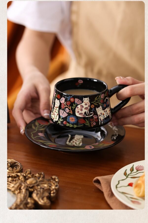 Stylish Niche Coffee Cups Luxury-inspired Ceramic Cup and Saucer Set High-end Aesthetic Mug & Coffee Cup Collection