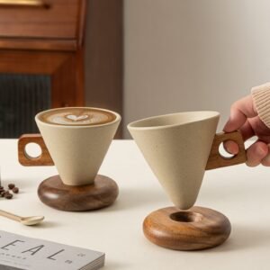 High-End Vintage Ceramic Coffee Cup Set: Premium, Exquisite Home Coffee Cup with Saucer for Women