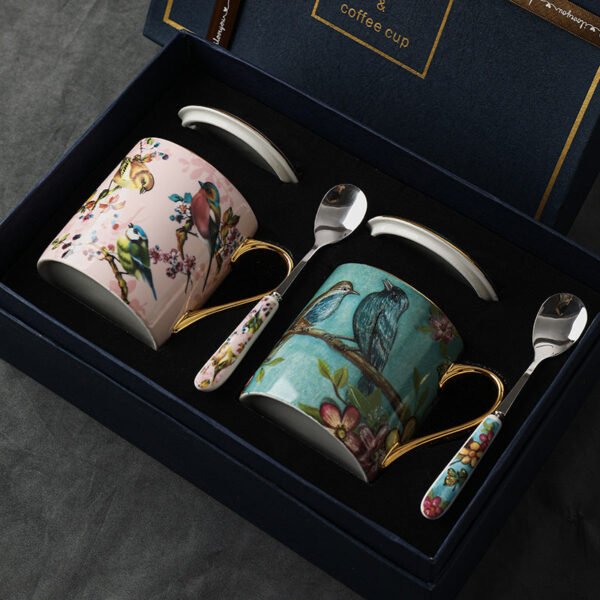 O1CN01RR7eTZ2DH4IFi2Hb8__2210330398583-0-cib Strictly Selected Bone China Mug Set Exquisite Gift High-Fashion Couple's Matching Cups Gift Boxed Ceramic Water Cups With Lid and Spoon