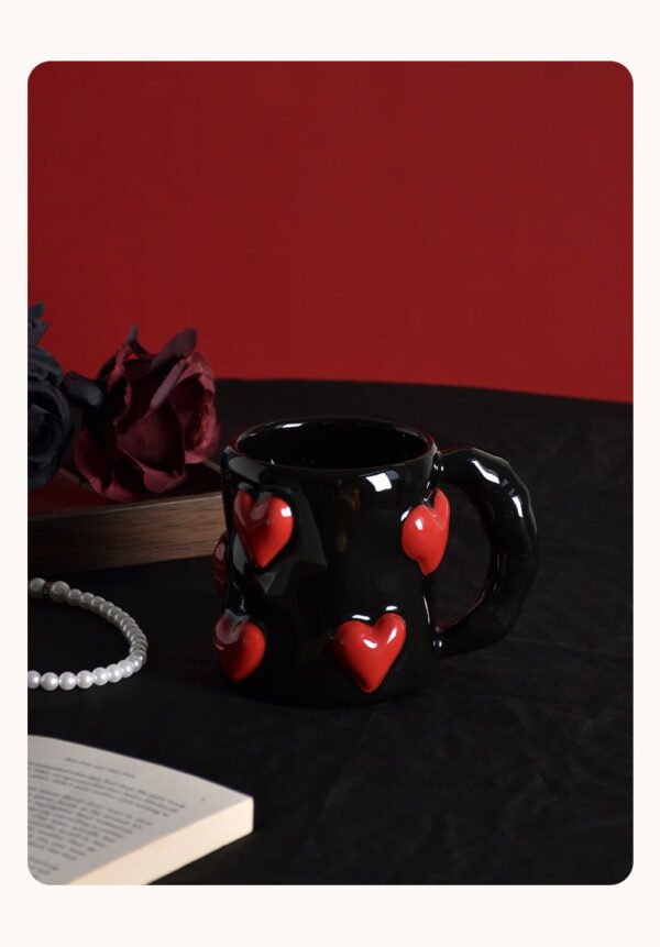 O1CN01o1xoJM1wWmWIUQOlX__2216996826316-0-cib Instagram-worthy sophisticated black heart-shaped ceramic mugs Home use couple's matching set Ceramic coffee mugs Perfect as a thoughtful gift