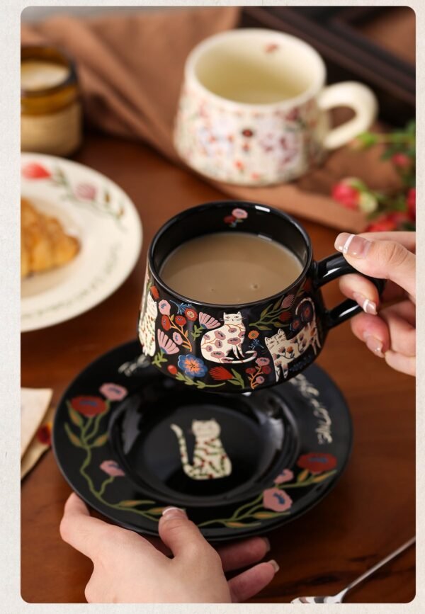 Stylish Niche Coffee Cups Luxury-inspired Ceramic Cup and Saucer Set High-end Aesthetic Mug & Coffee Cup Collection