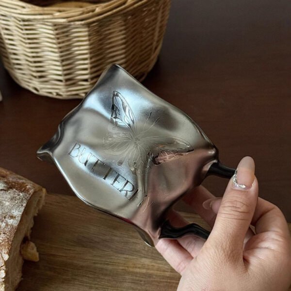 O1CN01x3IfYB2ID133Ly5Bl__2217759649251-0-cib Luxury-inspired ceramic mug with sophisticated design Stylish home and office coffee cup for the elegant goddess Perfect for brewing tea